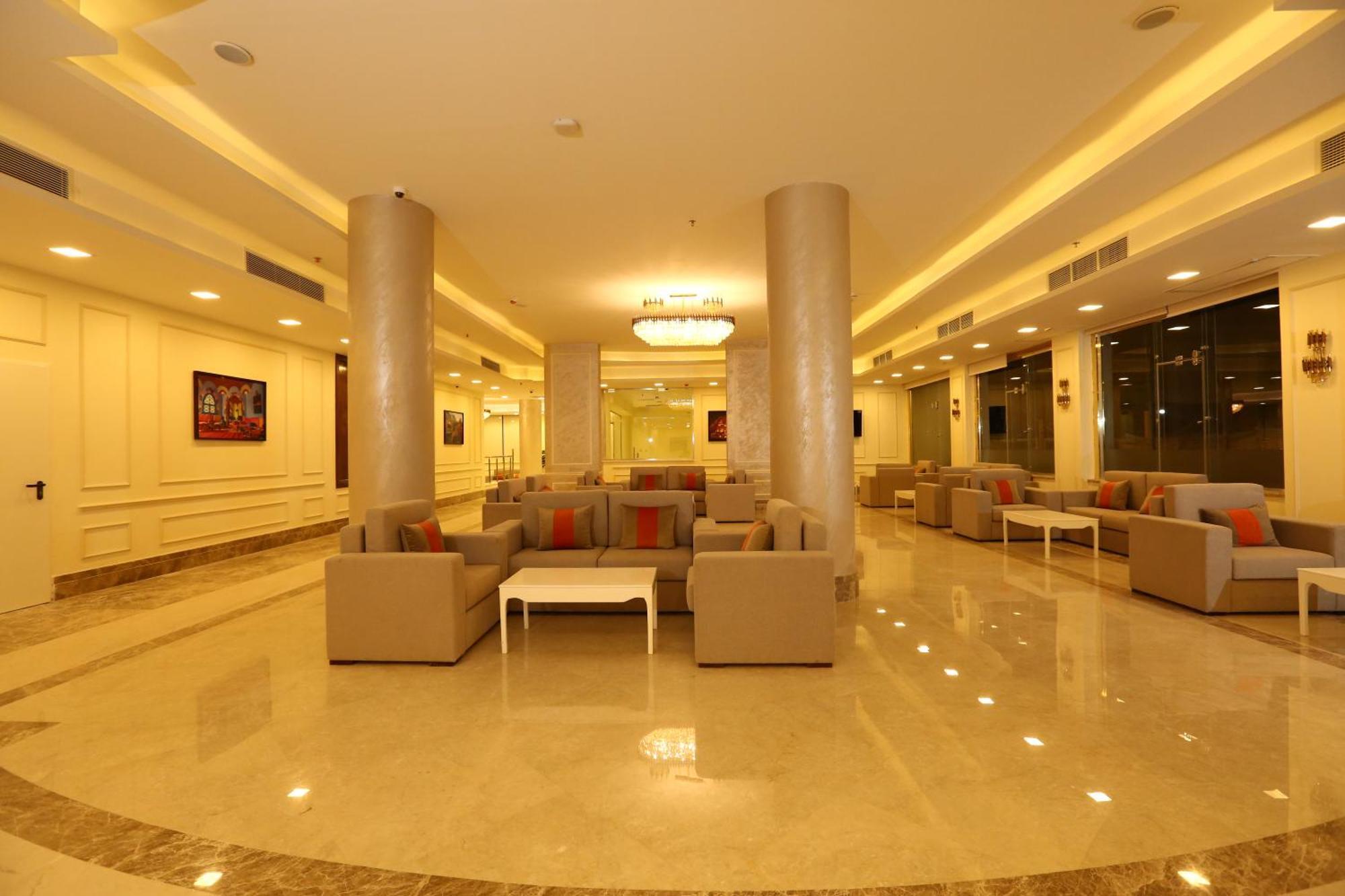 Marina Aqua Park Hotel Aswan Bagian luar foto