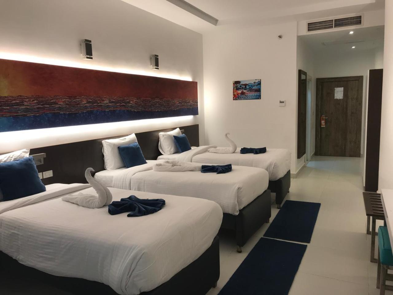 Marina Aqua Park Hotel Aswan Bagian luar foto